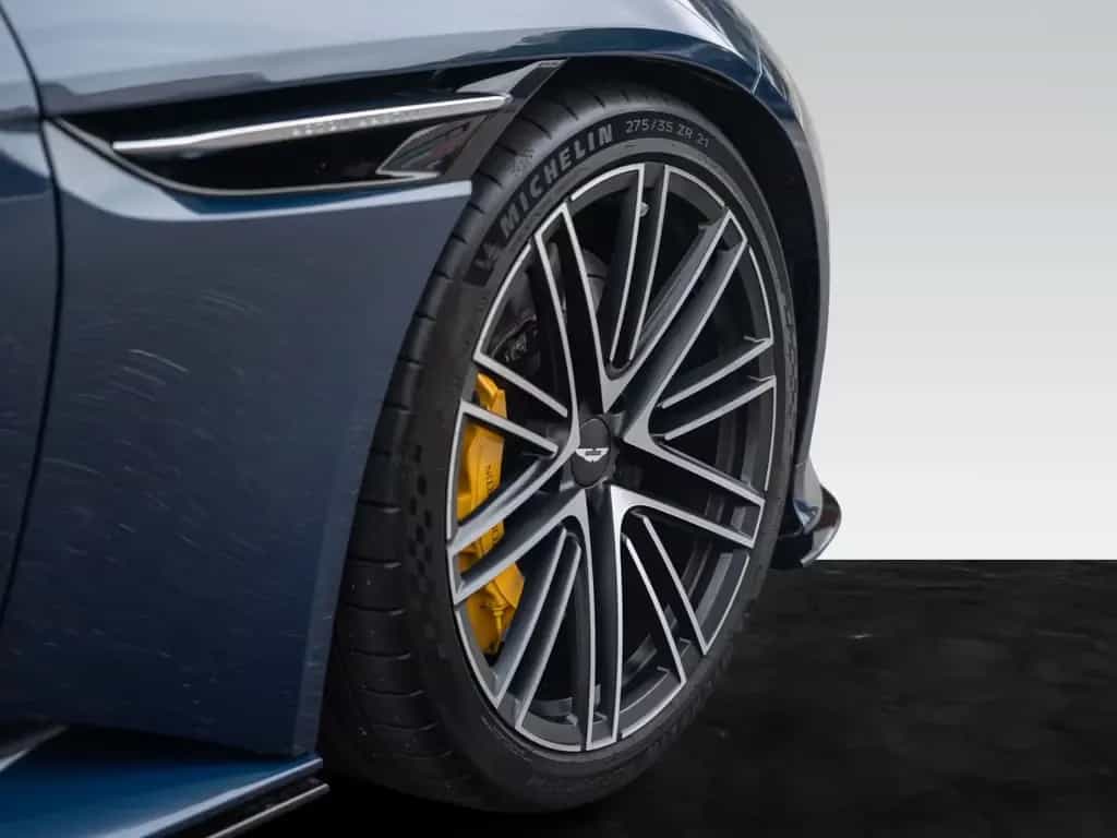 Aston Martin DB12 Volante | Q-SeychellesBlue | Bowers&Wilkins 01/2025-photo-19