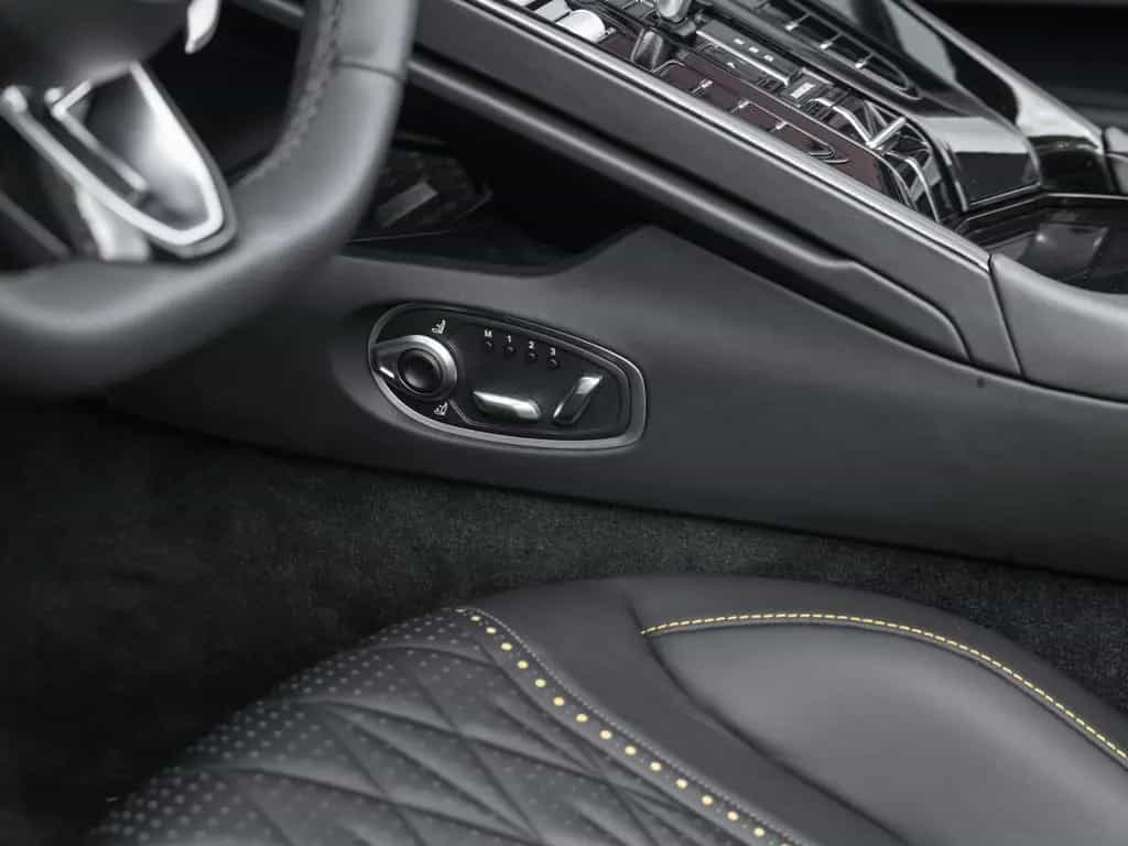 Aston Martin DB12 Volante | Q-SeychellesBlue | Bowers&Wilkins 01/2025-photo-38