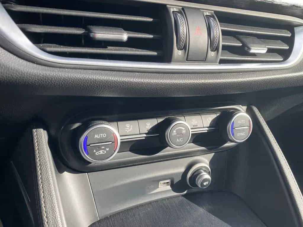 Alfa Romeo Stelvio Lusso Q4 2.2 / KEYLESS/ ASSIST/ el. Heck 11/2020-photo-10