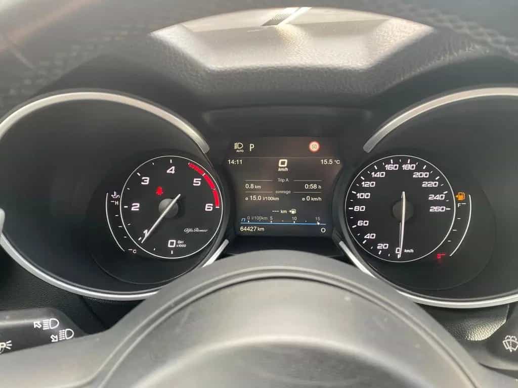 Alfa Romeo Stelvio Lusso Q4 2.2 / KEYLESS/ ASSIST/ el. Heck 11/2020-photo-14