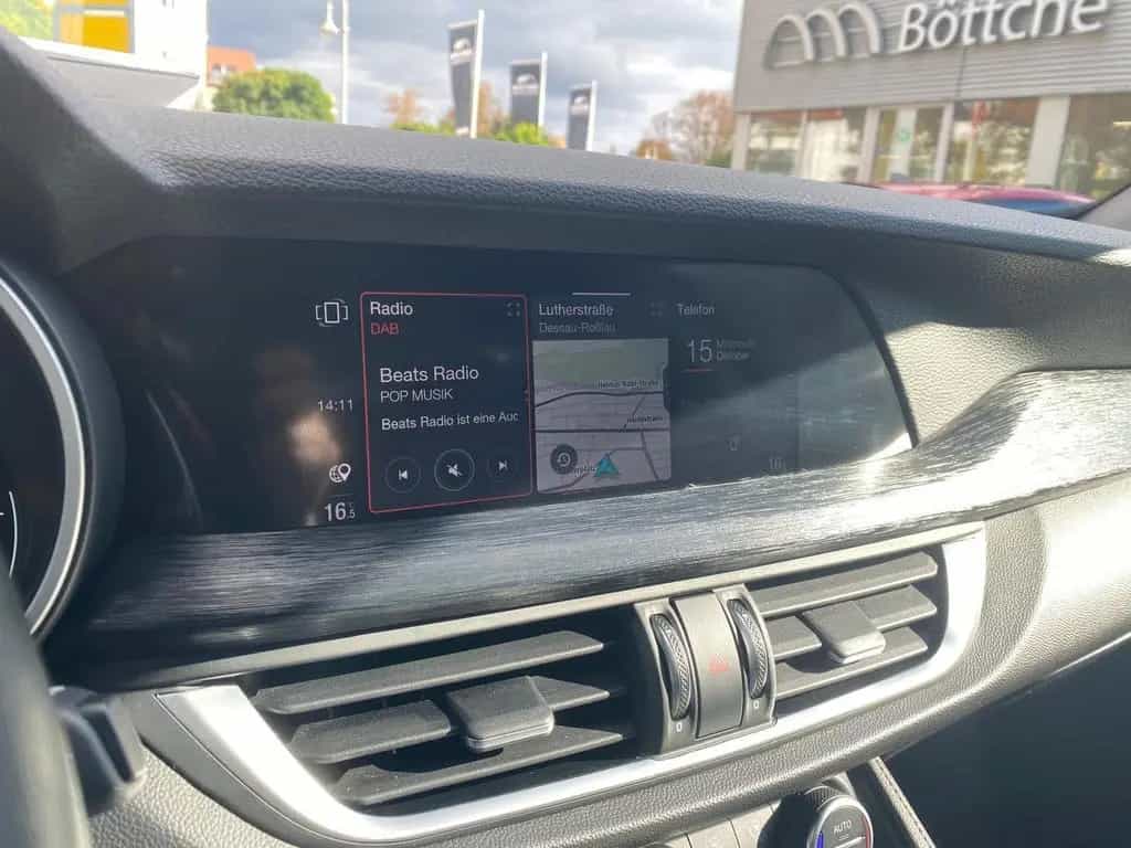 Alfa Romeo Stelvio Lusso Q4 2.2 / KEYLESS/ ASSIST/ el. Heck 11/2020-photo-18