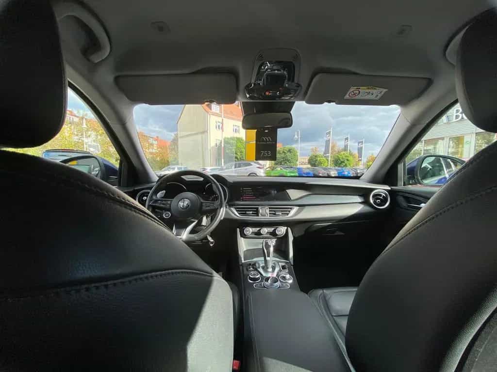 Alfa Romeo Stelvio Lusso Q4 2.2 / KEYLESS/ ASSIST/ el. Heck 11/2020-photo-6