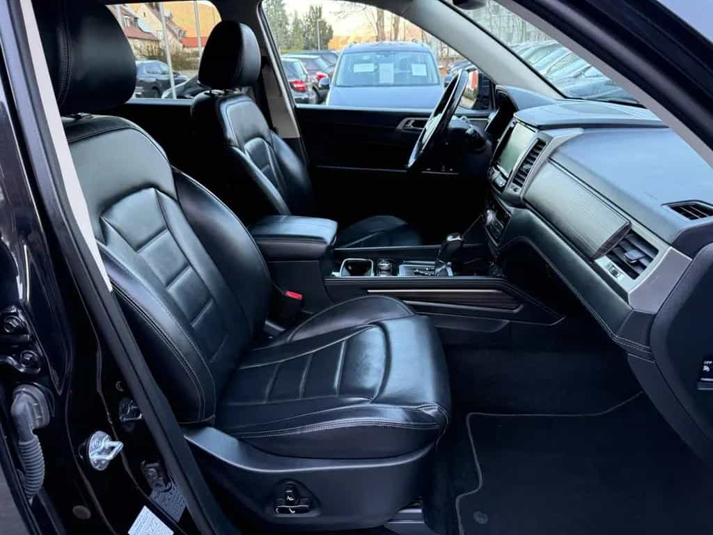 Ssangyong REXTON 2.2 Diesel Sapphire 4WD/NaviLeder/7Sitzer 06/2018-photo-14