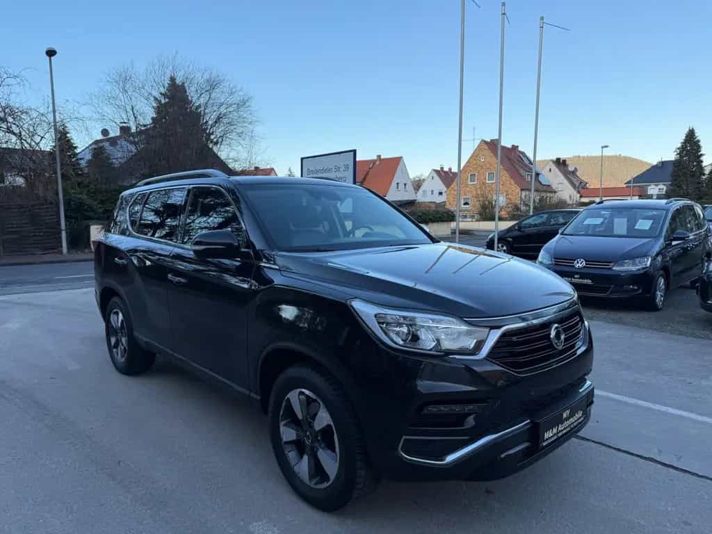 Ssangyong REXTON 2.2 Diesel Sapphire 4WD/NaviLeder/7Sitzer 06/2018-photo-2