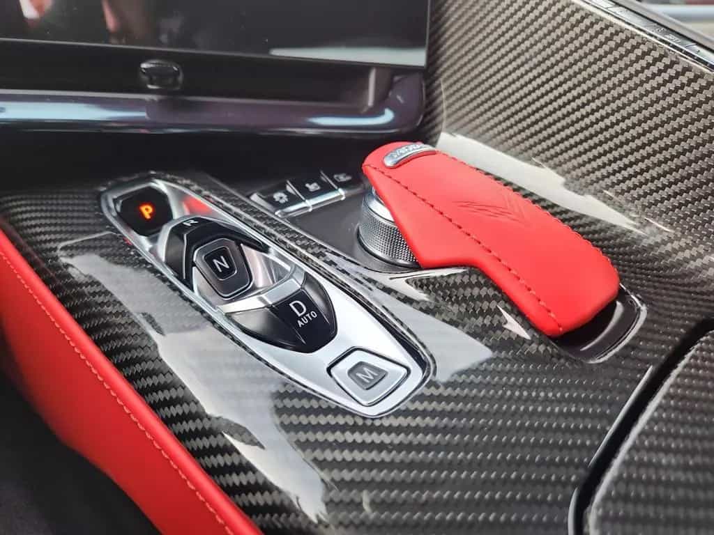 Corvette Z06 Targa 3LZ Z07 Performance Pack Ceramic Carbo 08/2025-photo-16