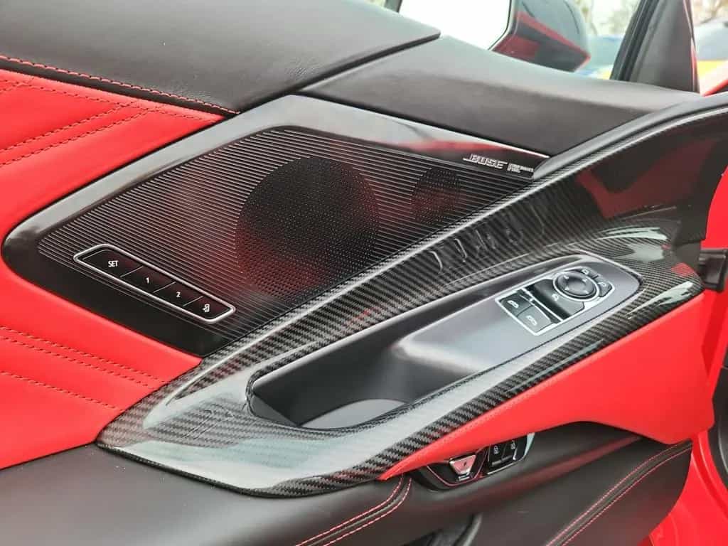 Corvette Z06 Targa 3LZ Z07 Performance Pack Ceramic Carbo 08/2025-photo-18