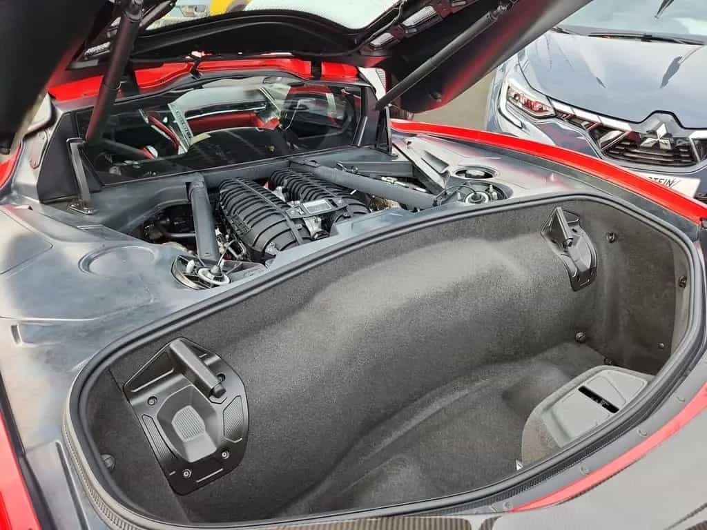 Corvette Z06 Targa 3LZ Z07 Performance Pack Ceramic Carbo 08/2025-photo-27