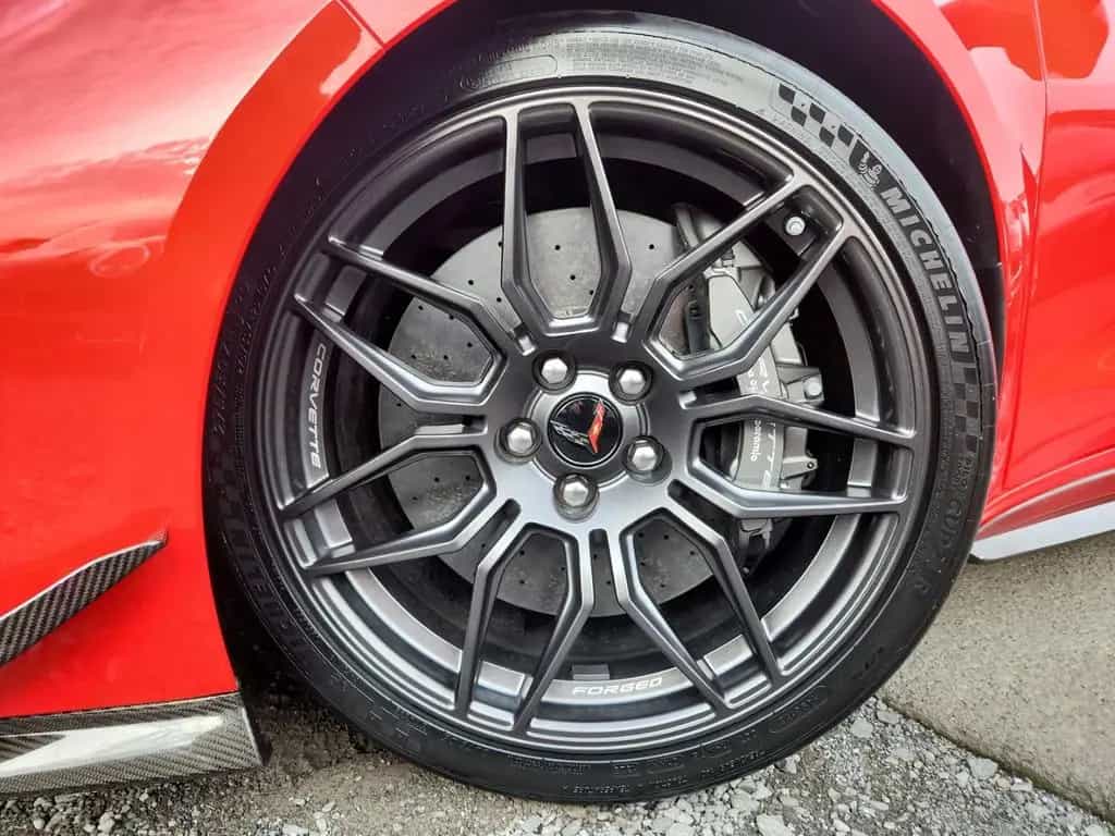 Corvette Z06 Targa 3LZ Z07 Performance Pack Ceramic Carbo 08/2025-photo-30
