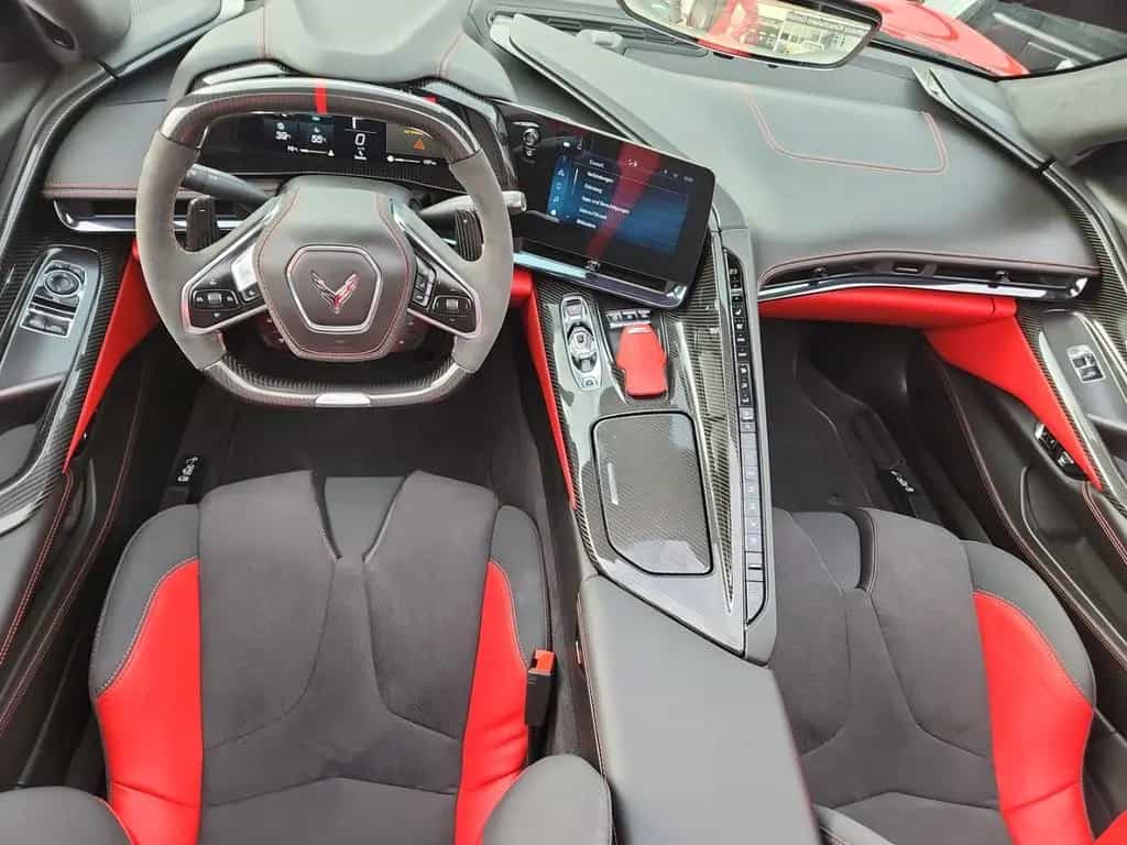 Corvette Z06 Targa 3LZ Z07 Performance Pack Ceramic Carbo 08/2025-photo-8