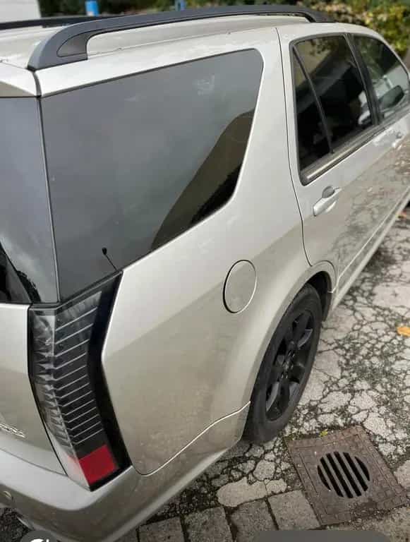 Cadillac SRX 8 Zyl. 4X4 Automatik mit LPG 02/2010-photo-4