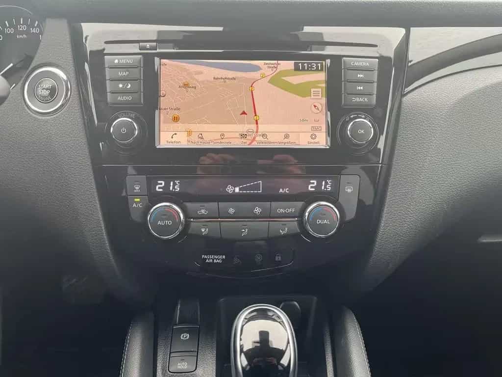 Nissan Qashqai ZAMA 1.3DIG-T AUTOMATIK PANO|KLIMA|NAVI 05/2021-photo-12