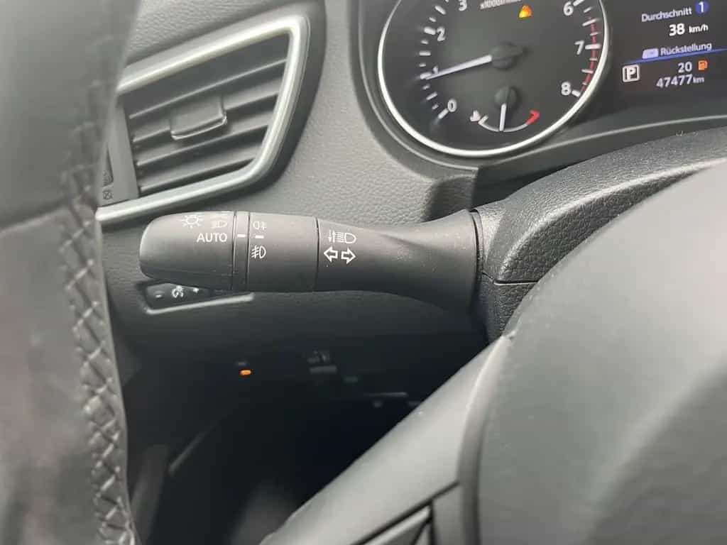 Nissan Qashqai ZAMA 1.3DIG-T AUTOMATIK PANO|KLIMA|NAVI 05/2021-photo-20