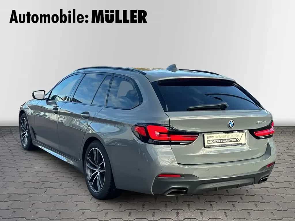 BMW 5 Series 520 d Touring M Sport+HUD+LASERLICHT+ACC+HIFI+DA 03/2023-photo-5