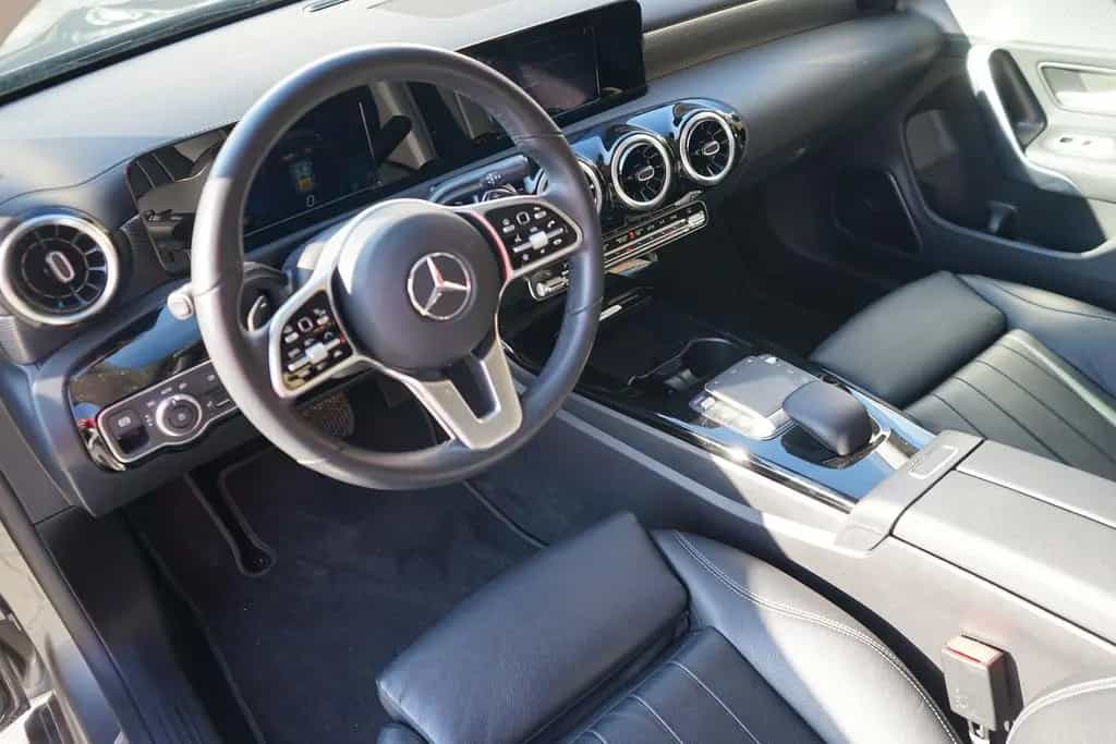 Mercedes-Benz CLA 250 Progressive 4-Matic LED Navi ACC Leder 06/2021-photo-21