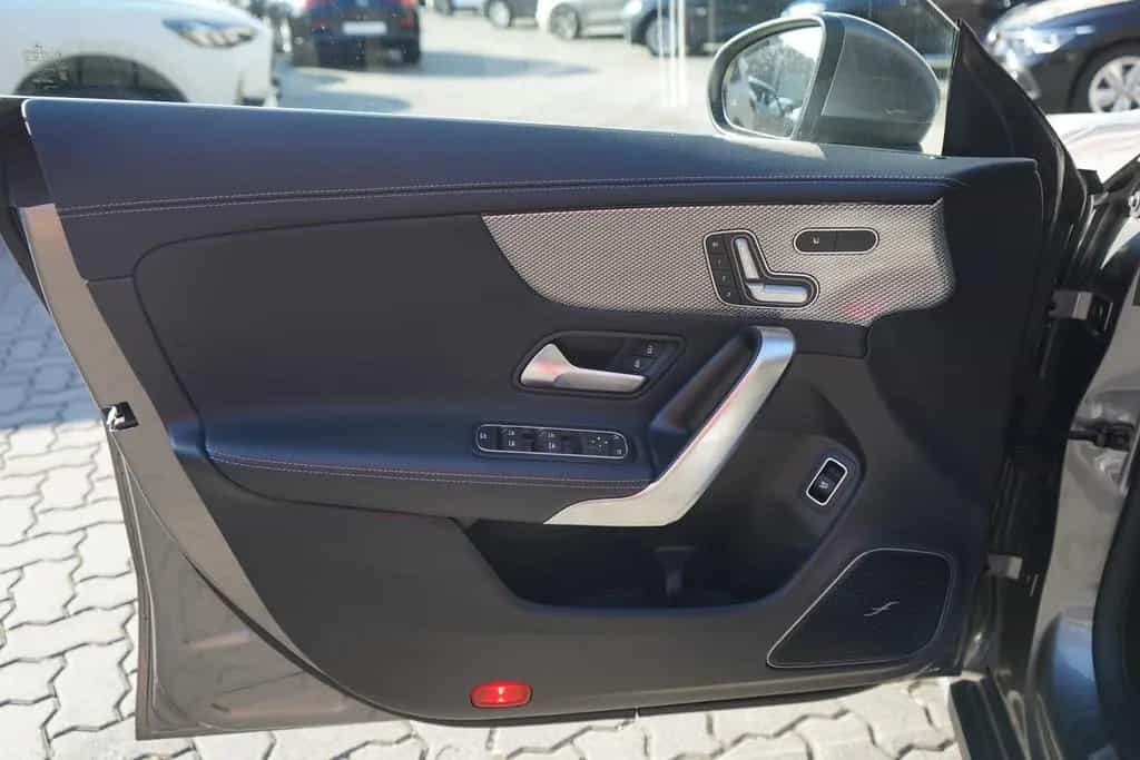 Mercedes-Benz CLA 250 Progressive 4-Matic LED Navi ACC Leder 06/2021-photo-24