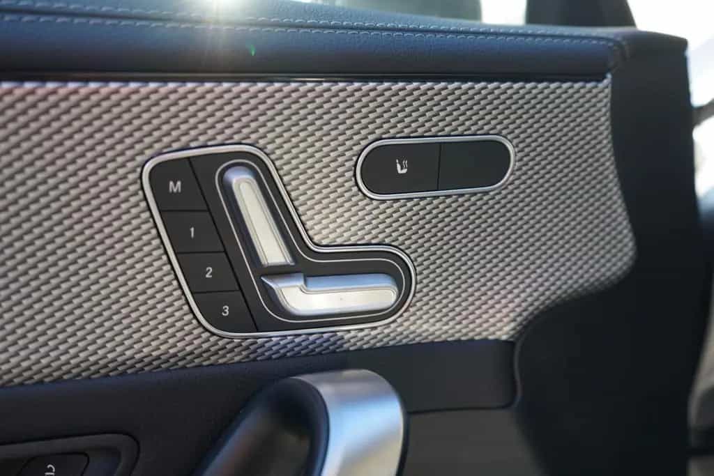 Mercedes-Benz CLA 250 Progressive 4-Matic LED Navi ACC Leder 06/2021-photo-25