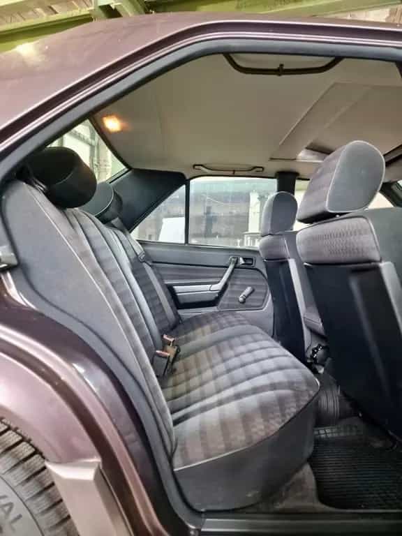 Mercedes-Benz 190 E 2.0 W201 Babybenz Top Zustand wenig km 2.Hd 12/1990-photo-13