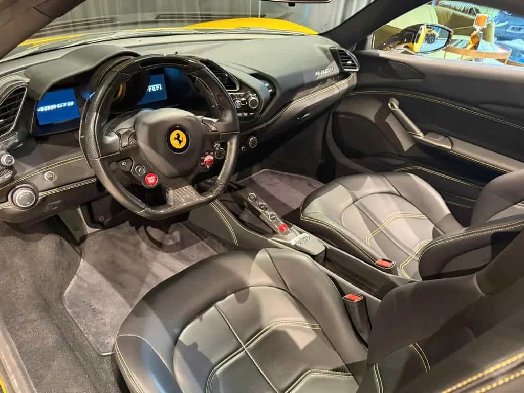 Ferrari 488 GTB AKRAPOVIC-NOVITEC-PPF 04/2018-photo-14