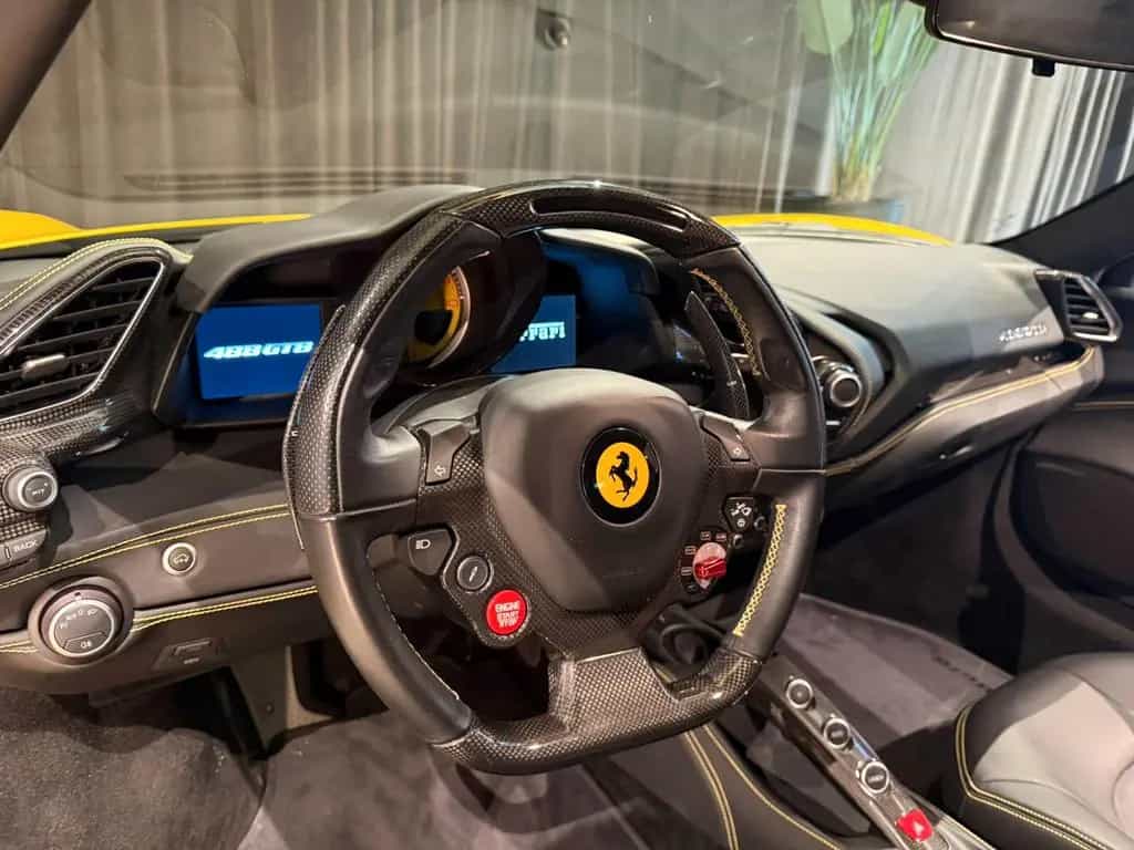 Ferrari 488 GTB AKRAPOVIC-NOVITEC-PPF 04/2018-photo-15
