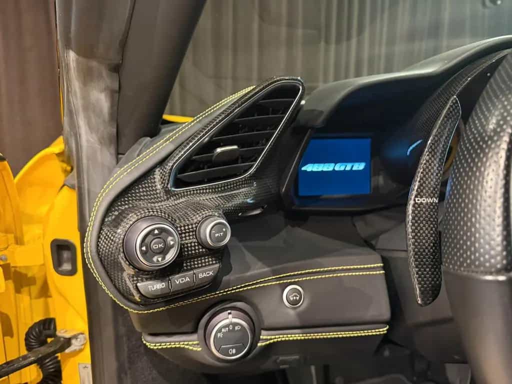 Ferrari 488 GTB AKRAPOVIC-NOVITEC-PPF 04/2018-photo-16