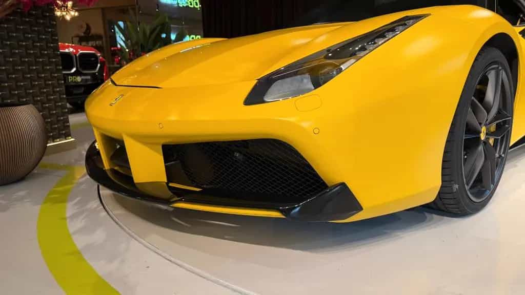 Ferrari 488 GTB AKRAPOVIC-NOVITEC-PPF 04/2018-photo-8