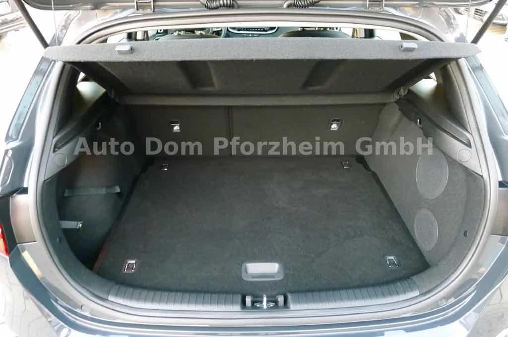 Kia Ceed 1.5T DCT7 SPIRIT /NAVI/UVO 12/2024-photo-9