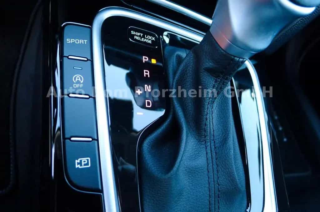 Kia Ceed 1.5T DCT7 SPIRIT /NAVI/UVO 12/2024-photo-15