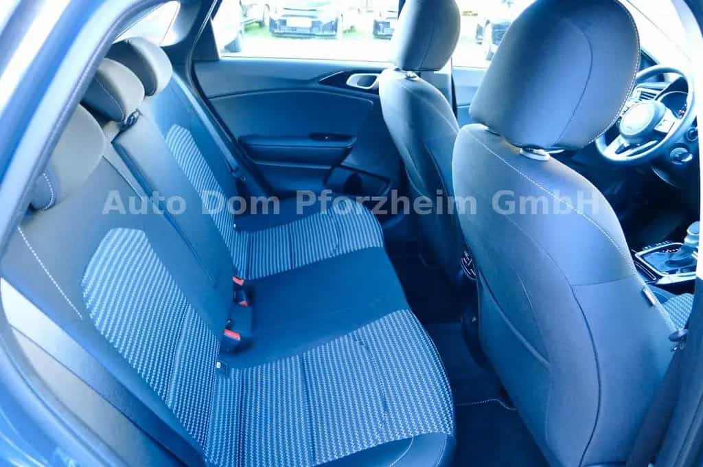 Kia Ceed 1.5T DCT7 SPIRIT /NAVI/UVO 12/2024-photo-6