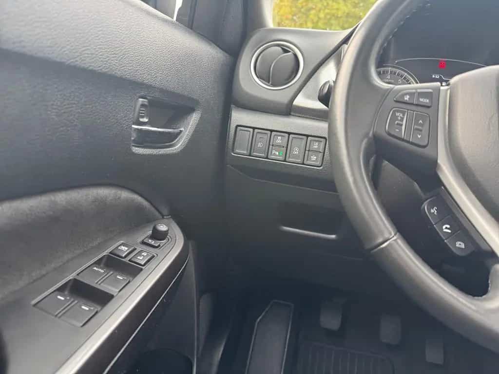 Suzuki Vitara 1.4 HYBRID COMFORT PLUS RÜCKFAHRKAMERA AH 10/2021-photo-13
