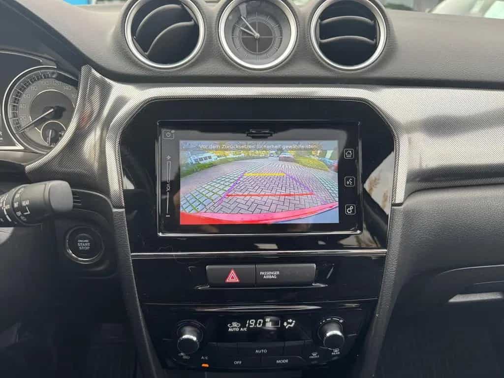 Suzuki Vitara 1.4 HYBRID COMFORT PLUS RÜCKFAHRKAMERA AH 10/2021-photo-14
