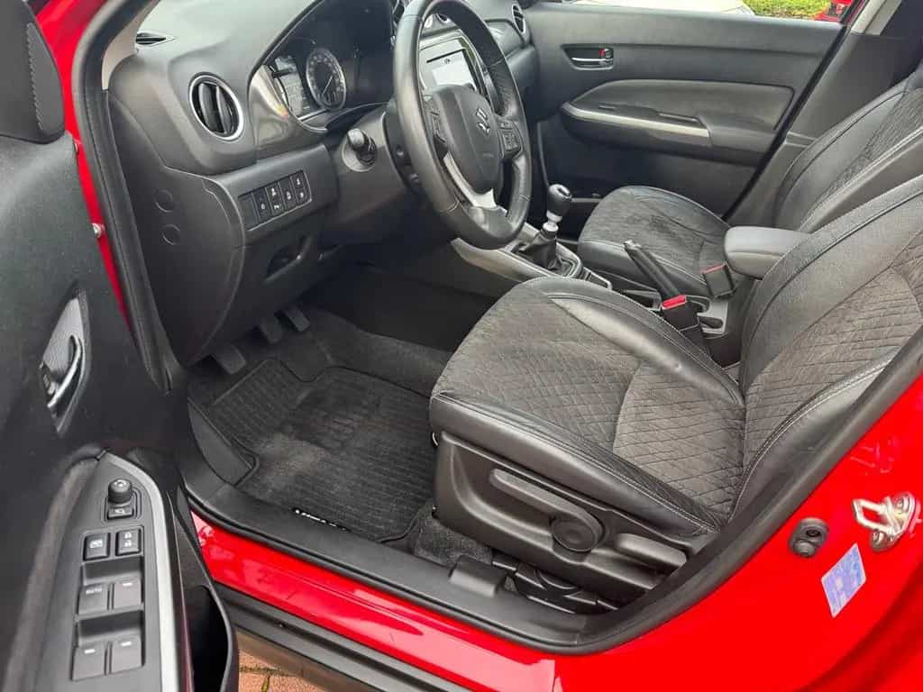Suzuki Vitara 1.4 HYBRID COMFORT PLUS RÜCKFAHRKAMERA AH 10/2021-photo-7