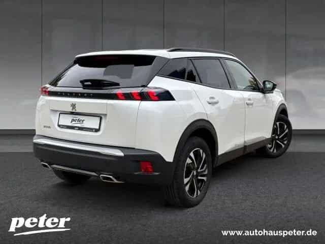 Peugeot 2008 Allure Pack 130 Navi+SH+Kamera+LED 07/2023-photo-3