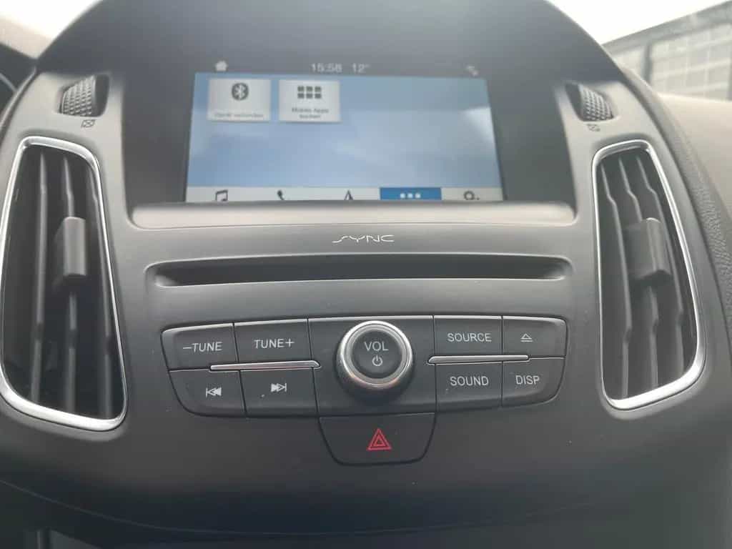 Ford Focus Turnier 1.5 EcoBoost ST-Line Navi|Xenon... 04/2018-photo-13