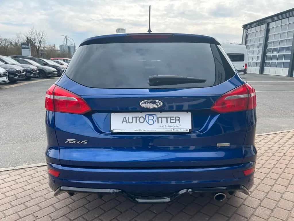 Ford Focus Turnier 1.5 EcoBoost ST-Line Navi|Xenon... 04/2018-photo-4