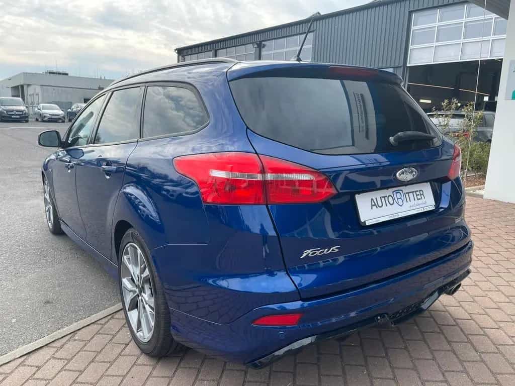 Ford Focus Turnier 1.5 EcoBoost ST-Line Navi|Xenon... 04/2018-photo-5