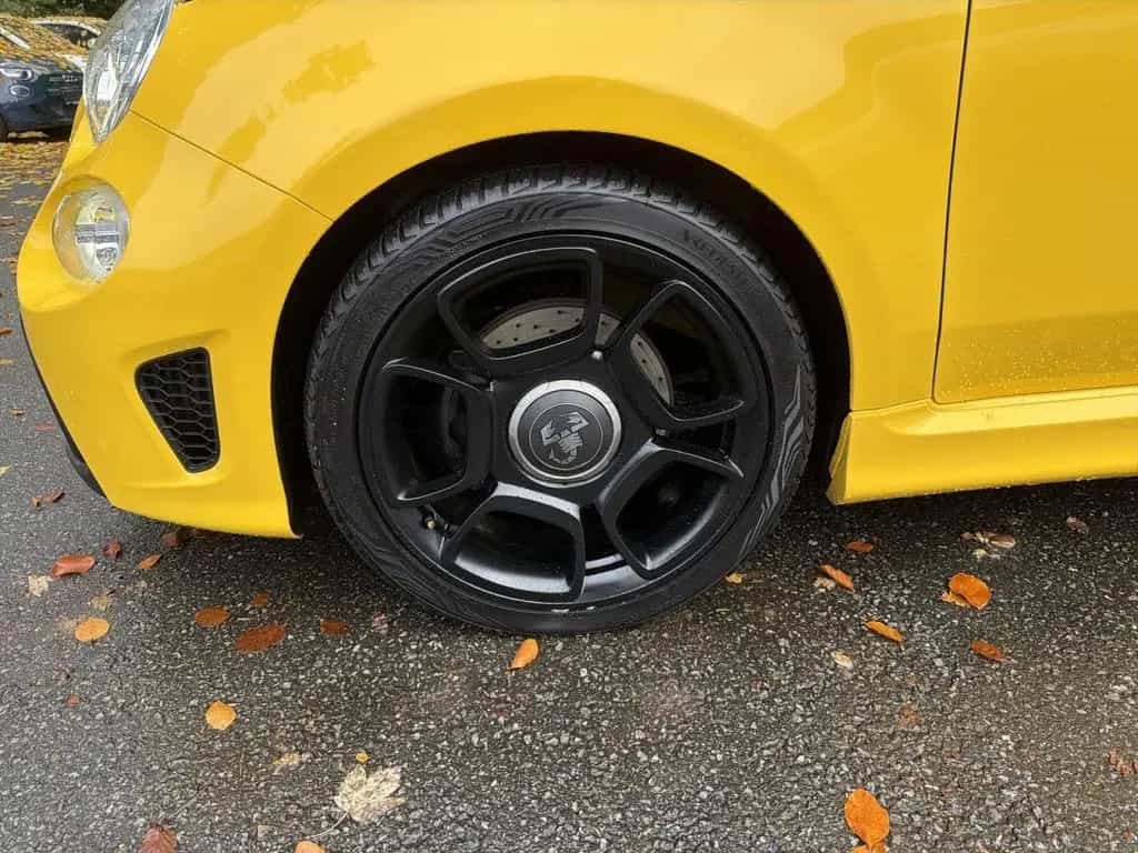Abarth 595 Pista|AC|PDC|CarPlay|Bluetooth|Touchscreen 02/2019-photo-10