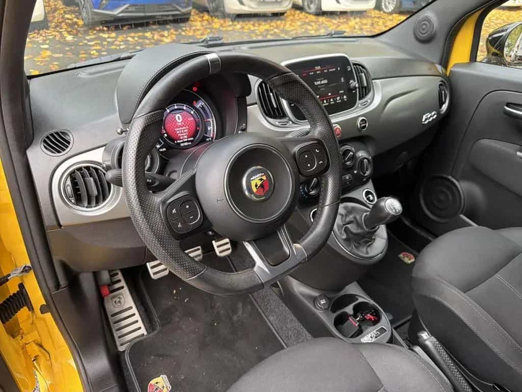 Abarth 595 Pista|AC|PDC|CarPlay|Bluetooth|Touchscreen 02/2019-photo-13