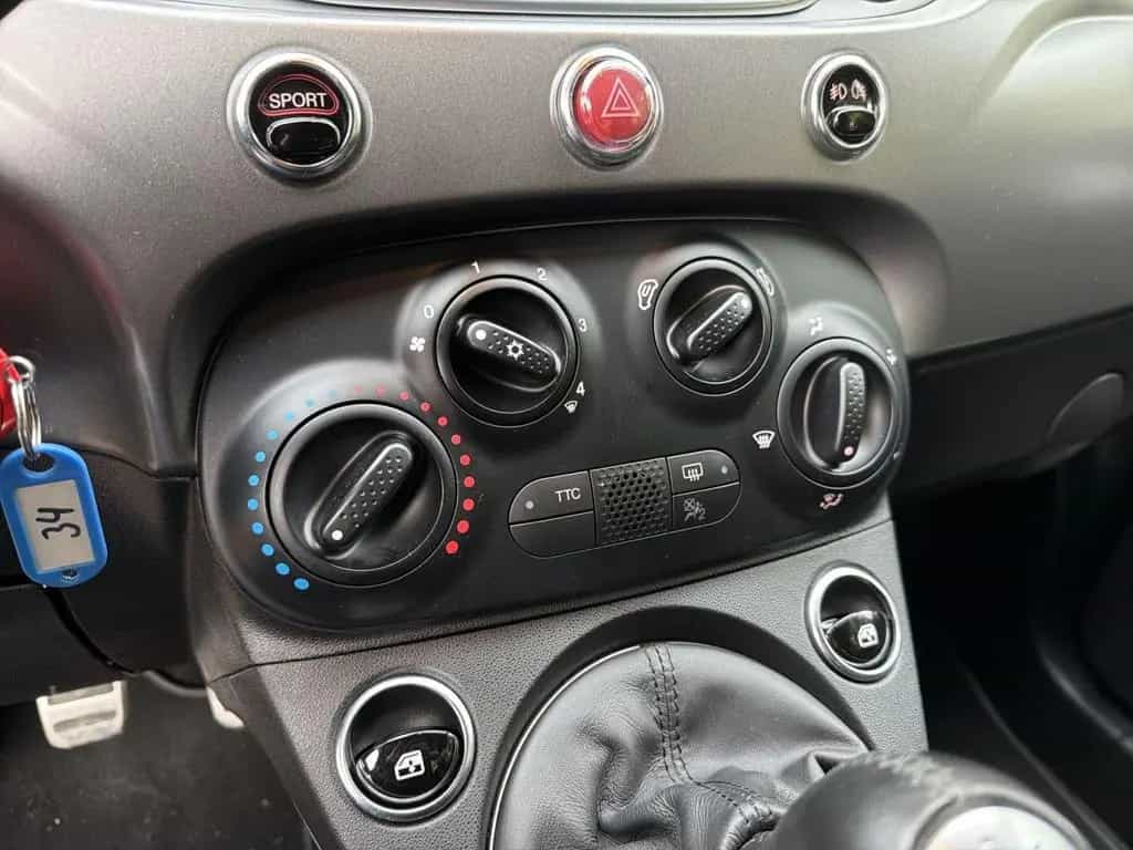 Abarth 595 Pista|AC|PDC|CarPlay|Bluetooth|Touchscreen 02/2019-photo-16