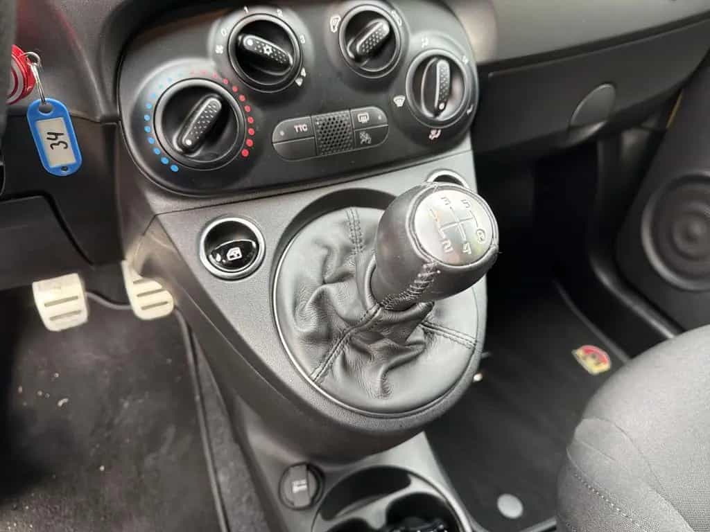 Abarth 595 Pista|AC|PDC|CarPlay|Bluetooth|Touchscreen 02/2019-photo-17