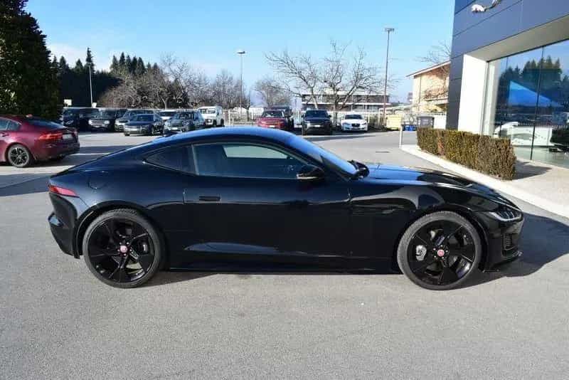 Jaguar F-Type 2.0 aut. Coupé R-Dynamic BLACK 01/2022-photo-4