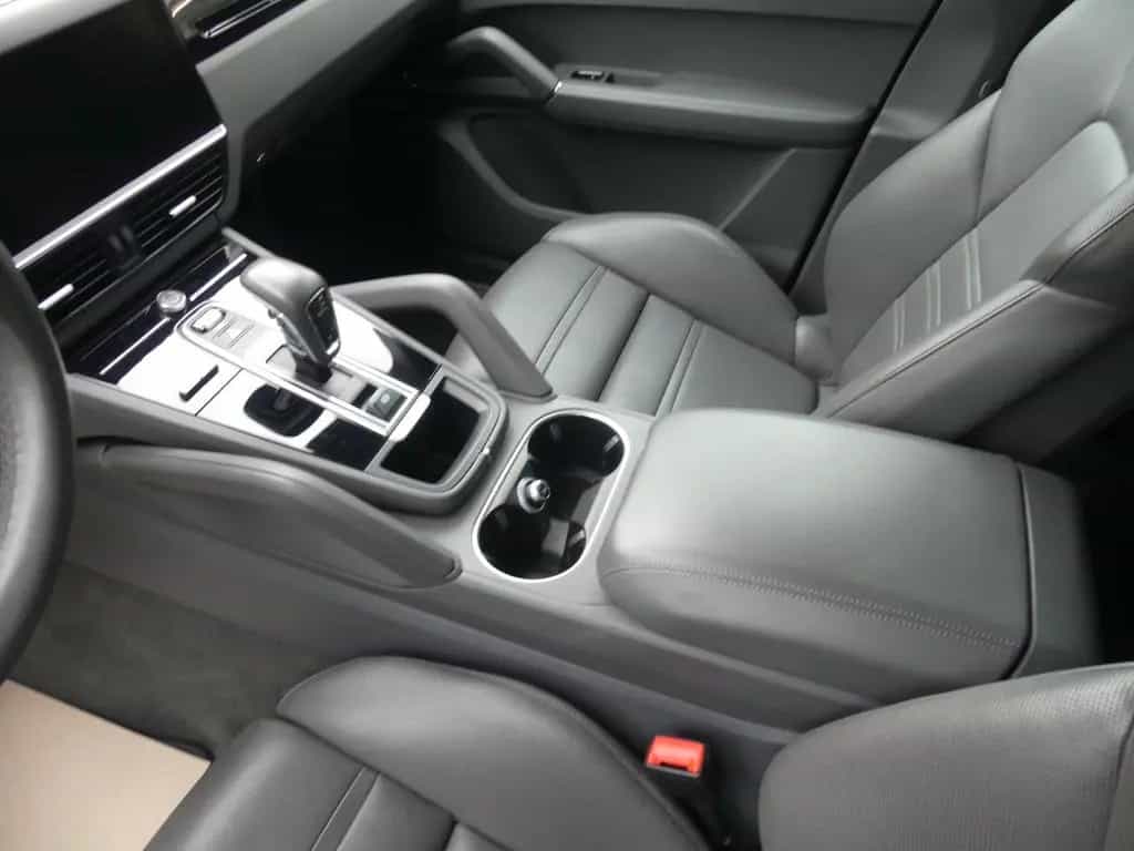 Porsche Cayenne 2. Hd., Pano., Approved 03.27. PERFEKT 01/2021-photo-18