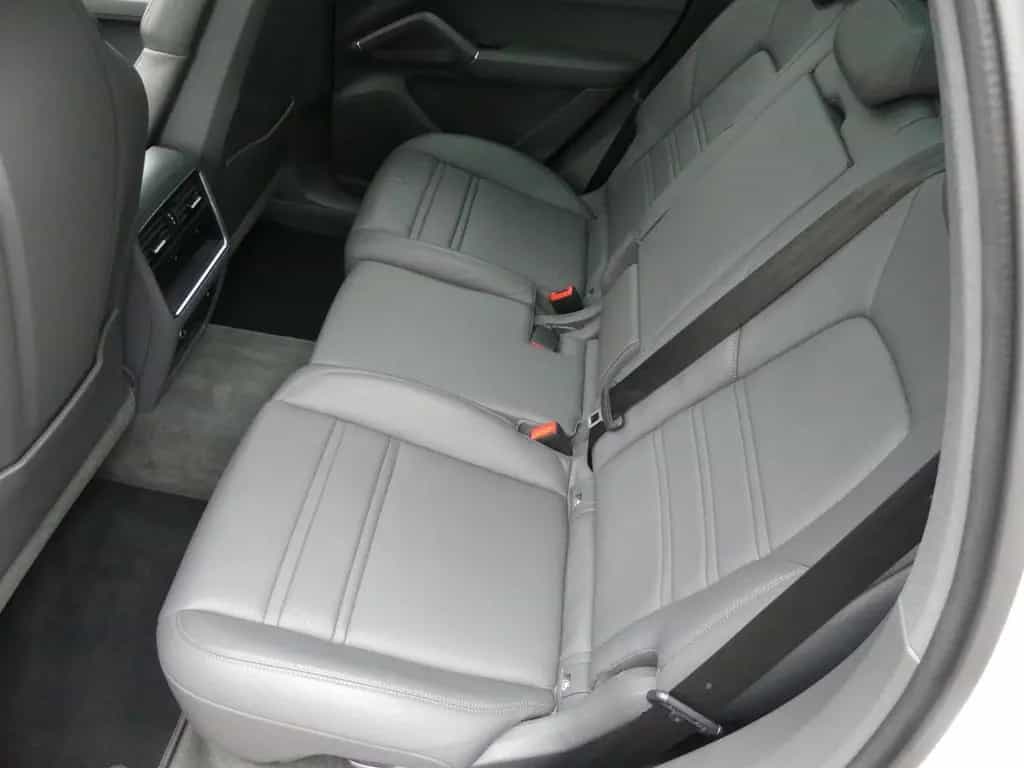 Porsche Cayenne 2. Hd., Pano., Approved 03.27. PERFEKT 01/2021-photo-28
