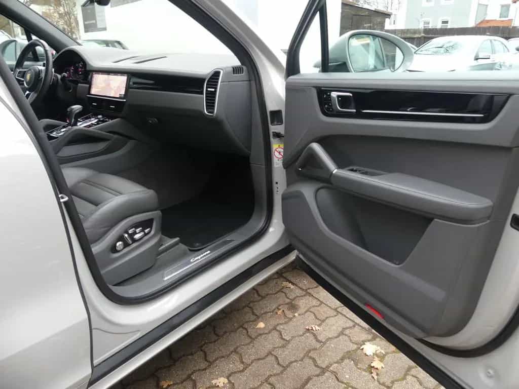 Porsche Cayenne 2. Hd., Pano., Approved 03.27. PERFEKT 01/2021-photo-38