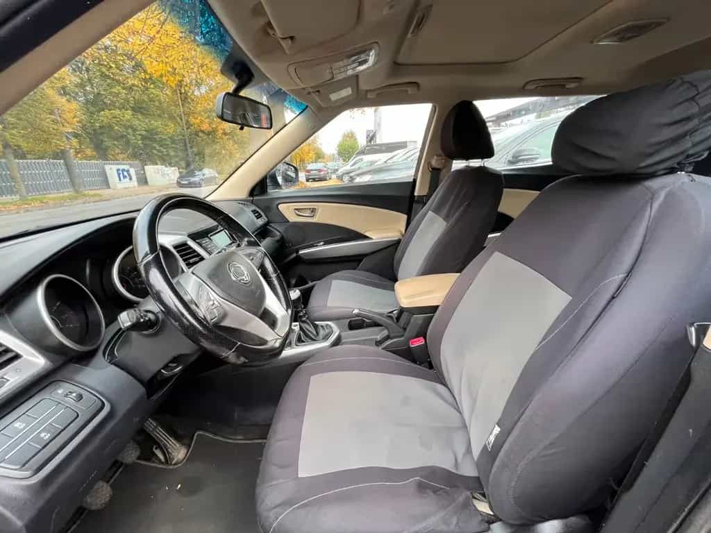 Ssangyong Tivoli 1.6 e-XGi 160  2WDKLIMATRONIC EURO/6 03/2015-photo-11