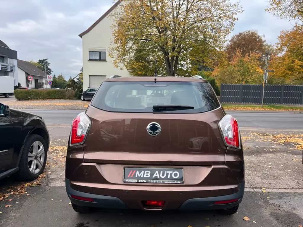 Ssangyong Tivoli 1.6 e-XGi 160  2WDKLIMATRONIC EURO/6 03/2015-photo-5