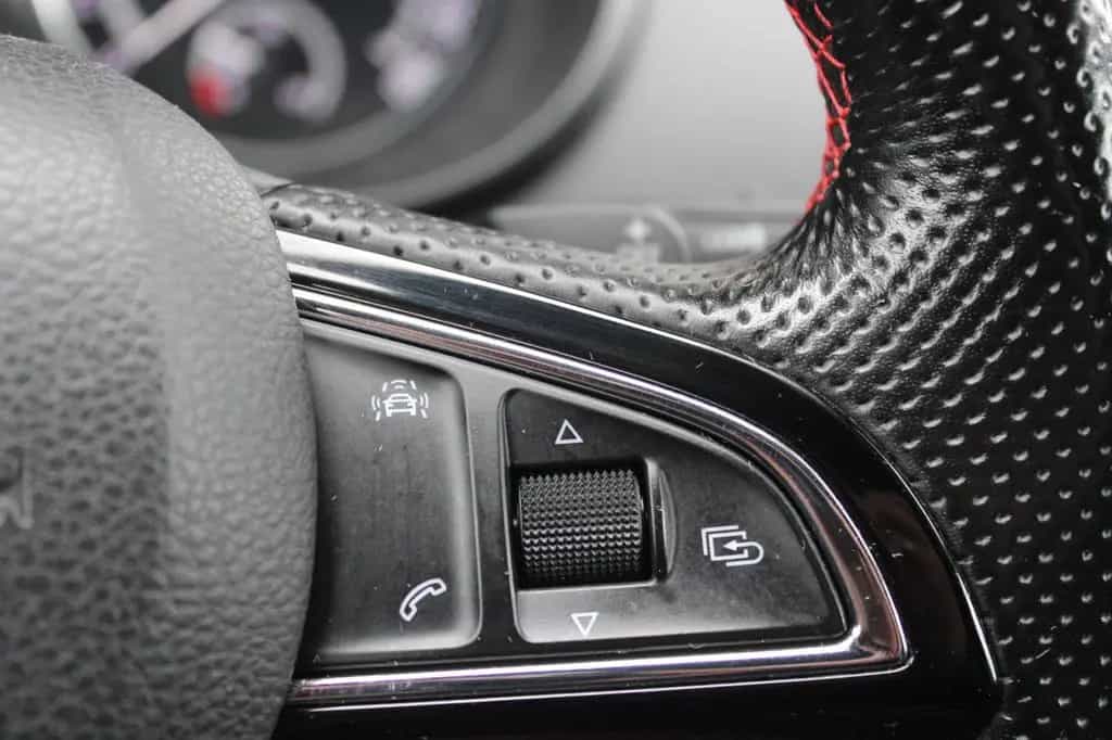 Skoda Octavia 2.0l Combi RS 07/2016-photo-15