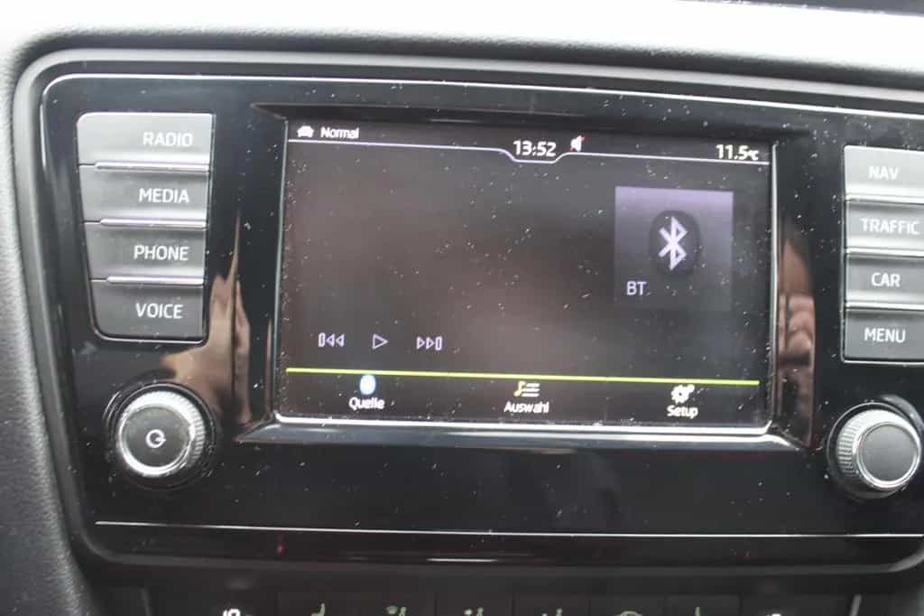 Skoda Octavia 2.0l Combi RS 07/2016-photo-30