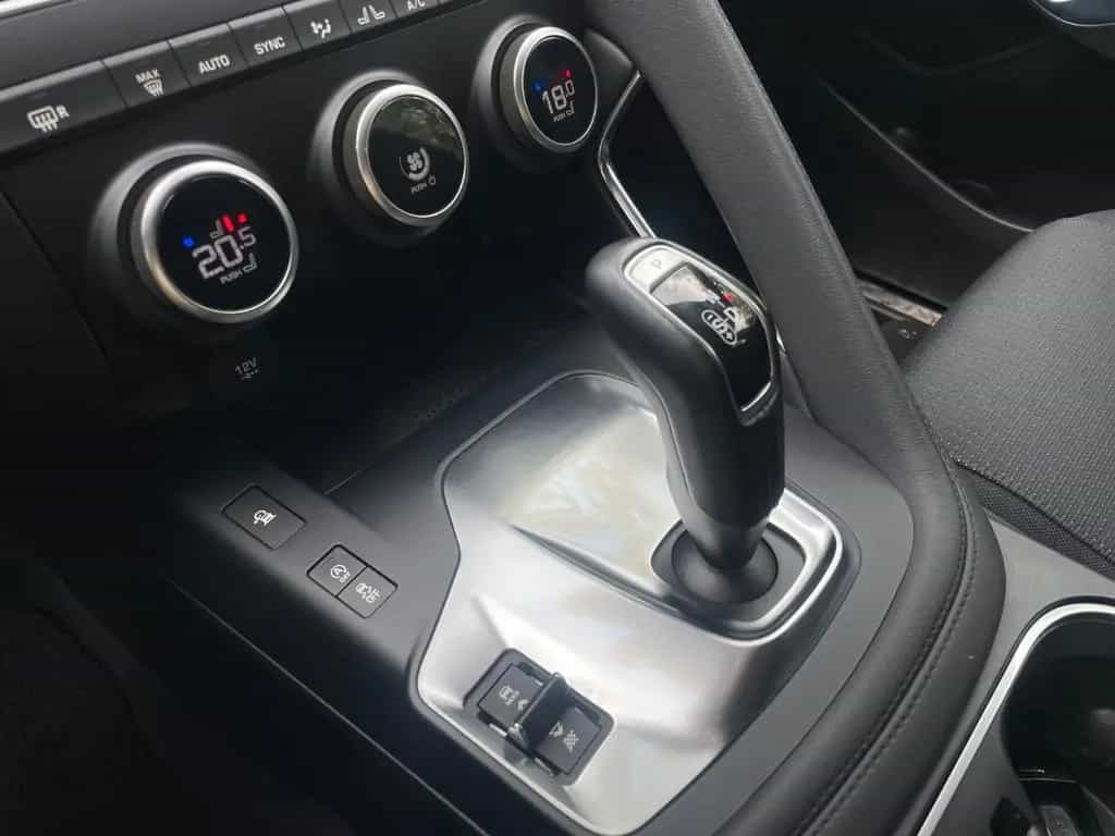 Jaguar E-Pace 2.0d AWD Automatik 09/2018-photo-12