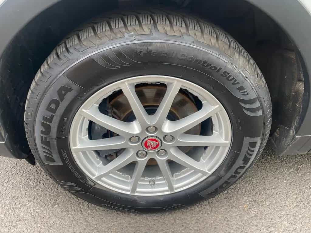 Jaguar E-Pace 2.0d AWD Automatik 09/2018-photo-17
