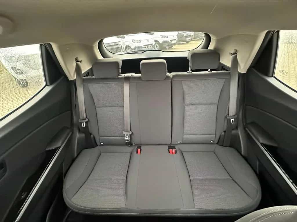 KGM Tivoli 1.5 T-GDI A/T Essential (Nomad) null-photo-12